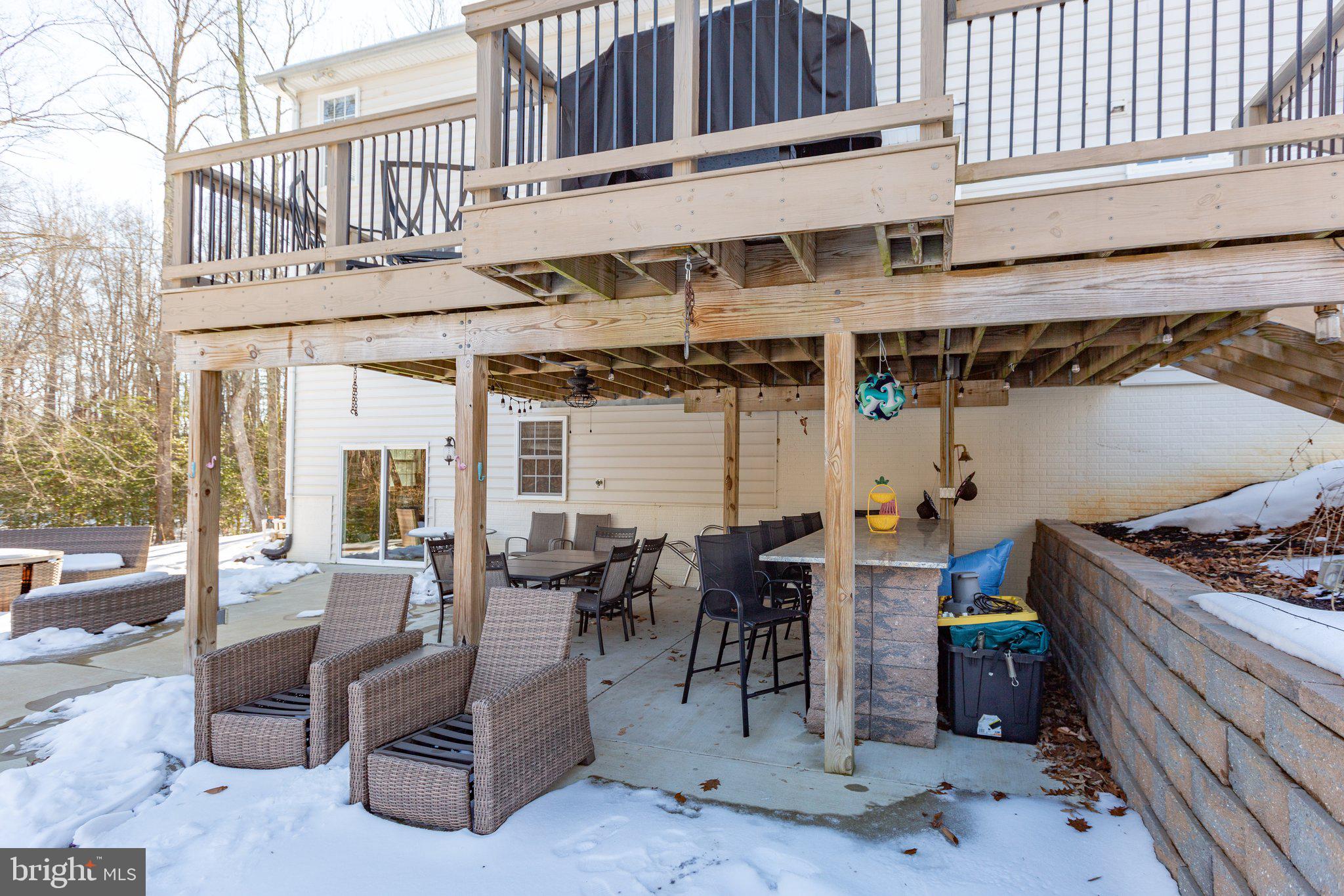 ESTATES AT ROBERTS POND - Residential