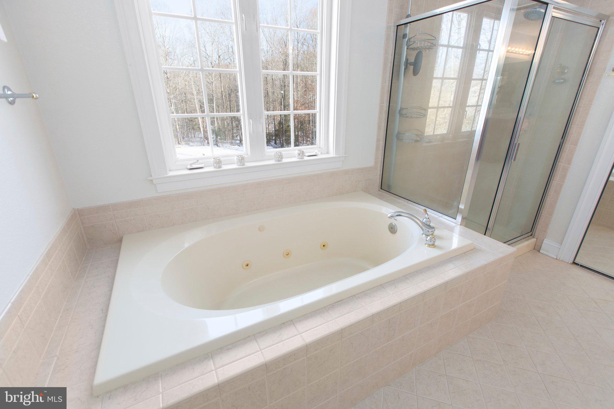 ESTATES AT ROBERTS POND - Residential