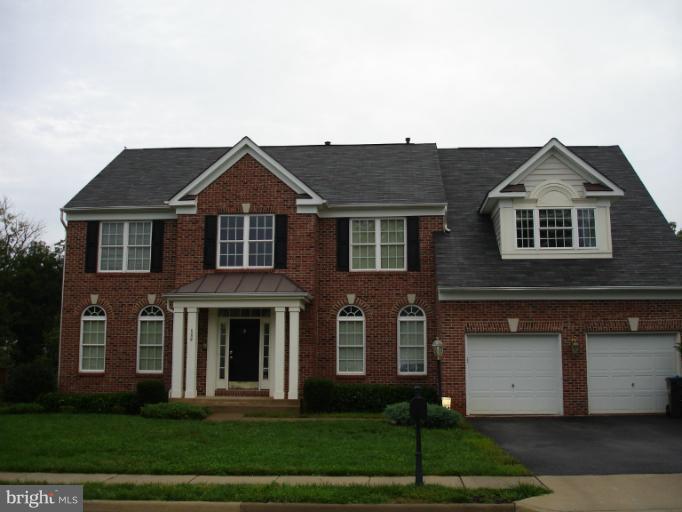 HOMEPLACE ON PELHAMS REACH - Residential Lease