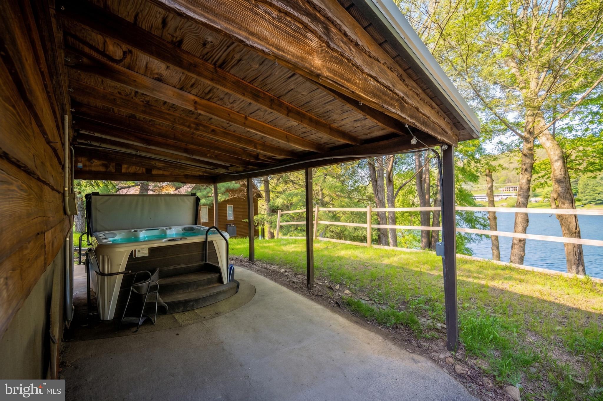 MARSH HILL - Residential