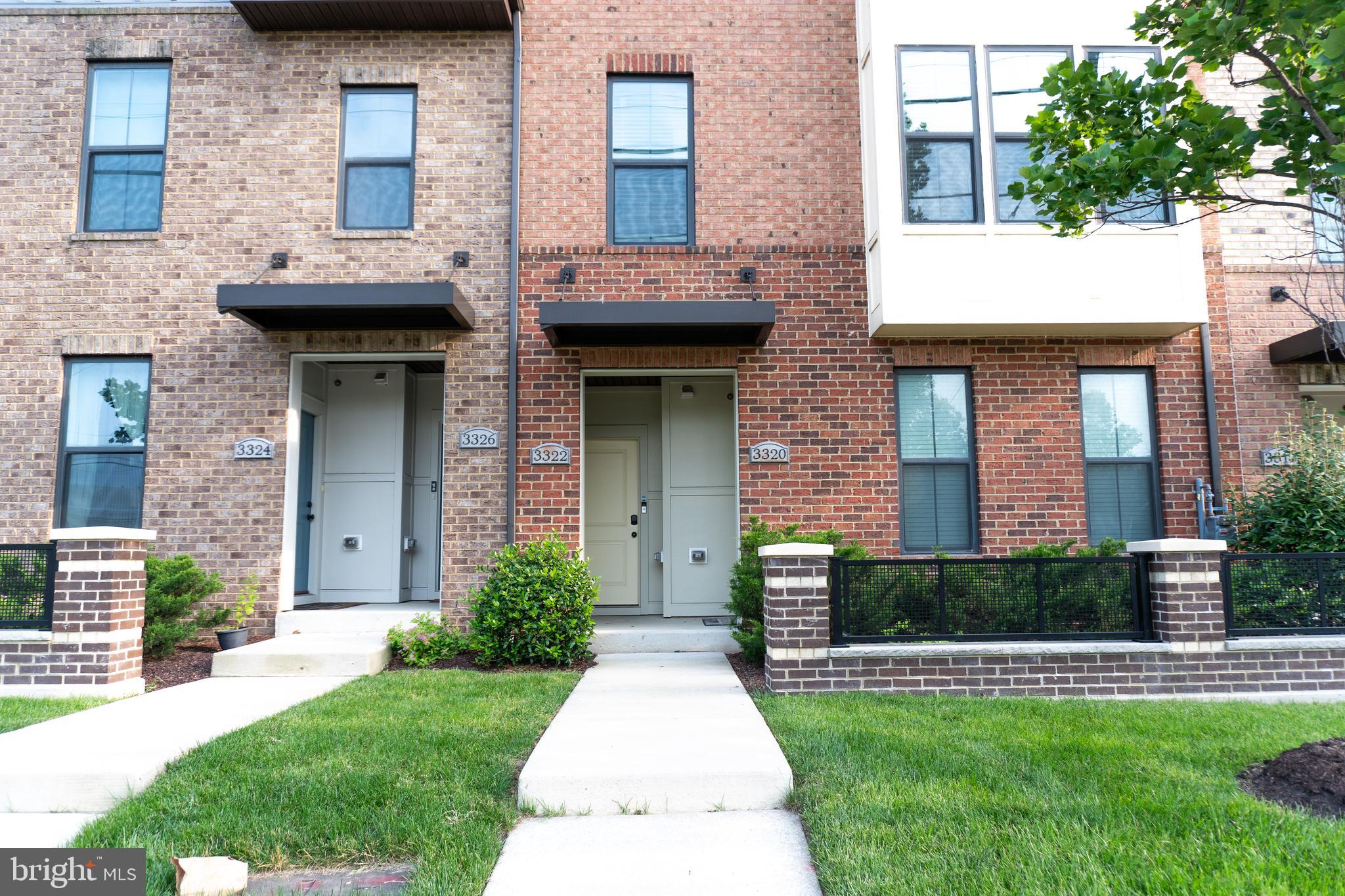 3322 TRIBUNE COURT
