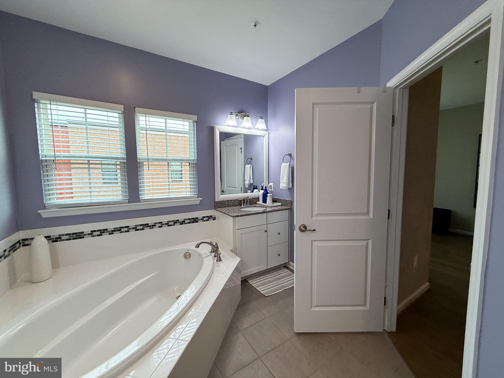 EDITORS PARK - Residential