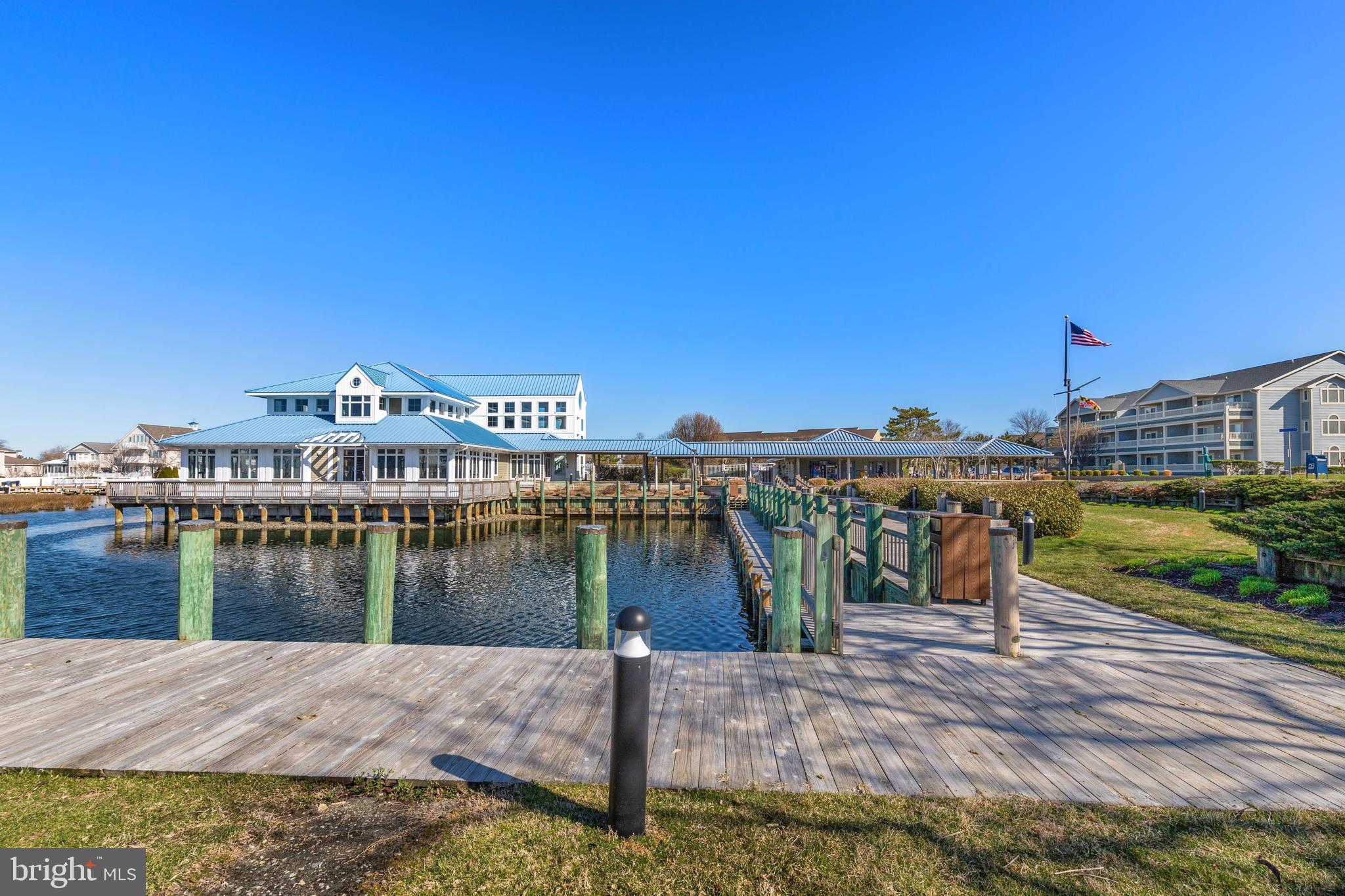 HARBOUR CLUB - Residential