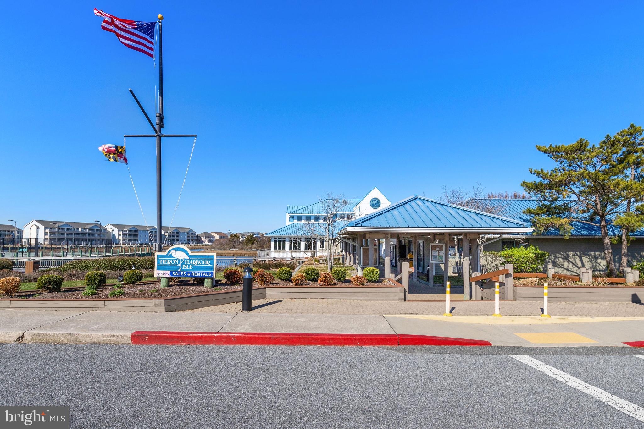 HARBOUR CLUB - Residential