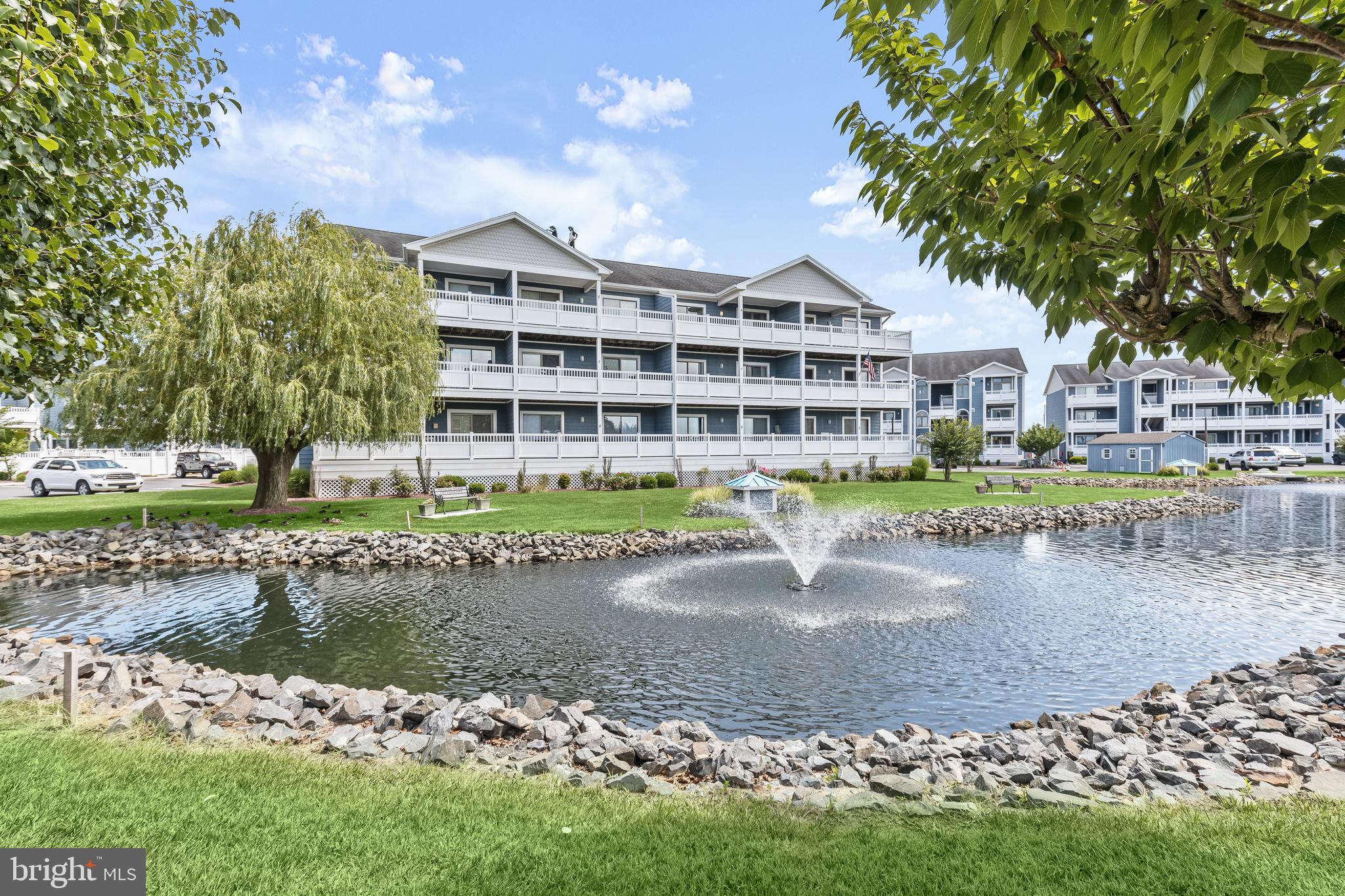 HARBOUR CLUB - Residential