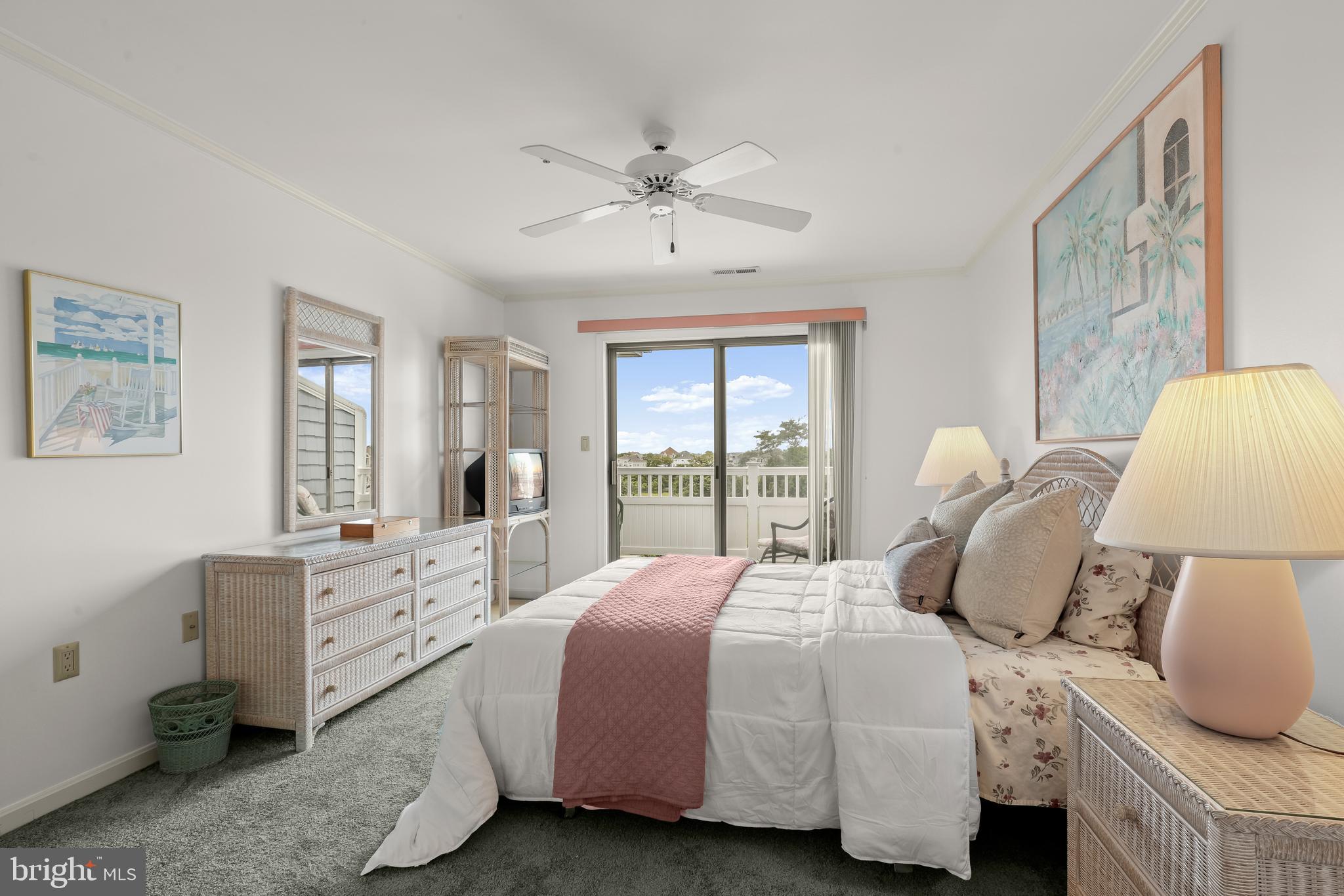 HARBOUR CLUB - Residential