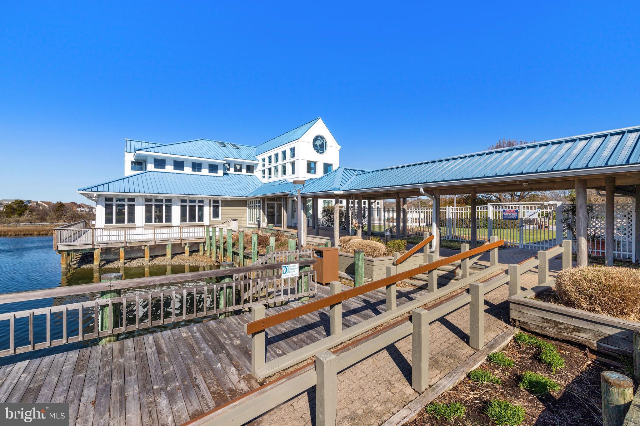 HARBOUR CLUB - Residential