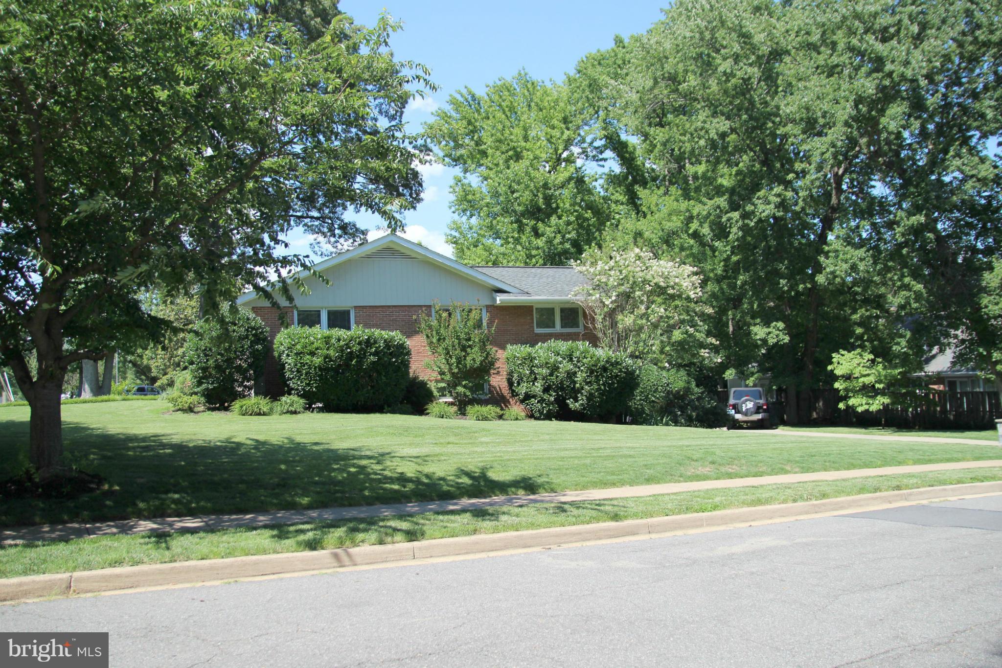 WESTGROVE - Residential Lease