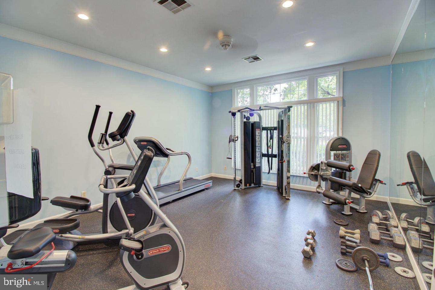 SOUTH GLEN - Residential