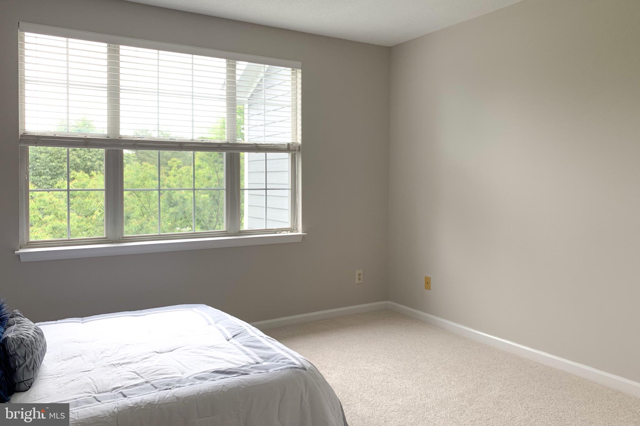 SOUTH GLEN - Residential