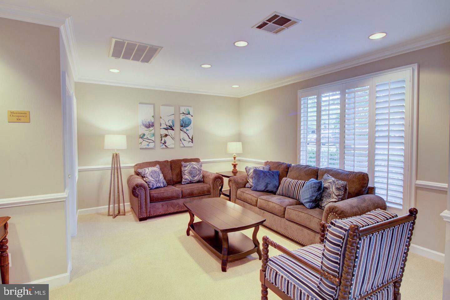 SOUTH GLEN - Residential