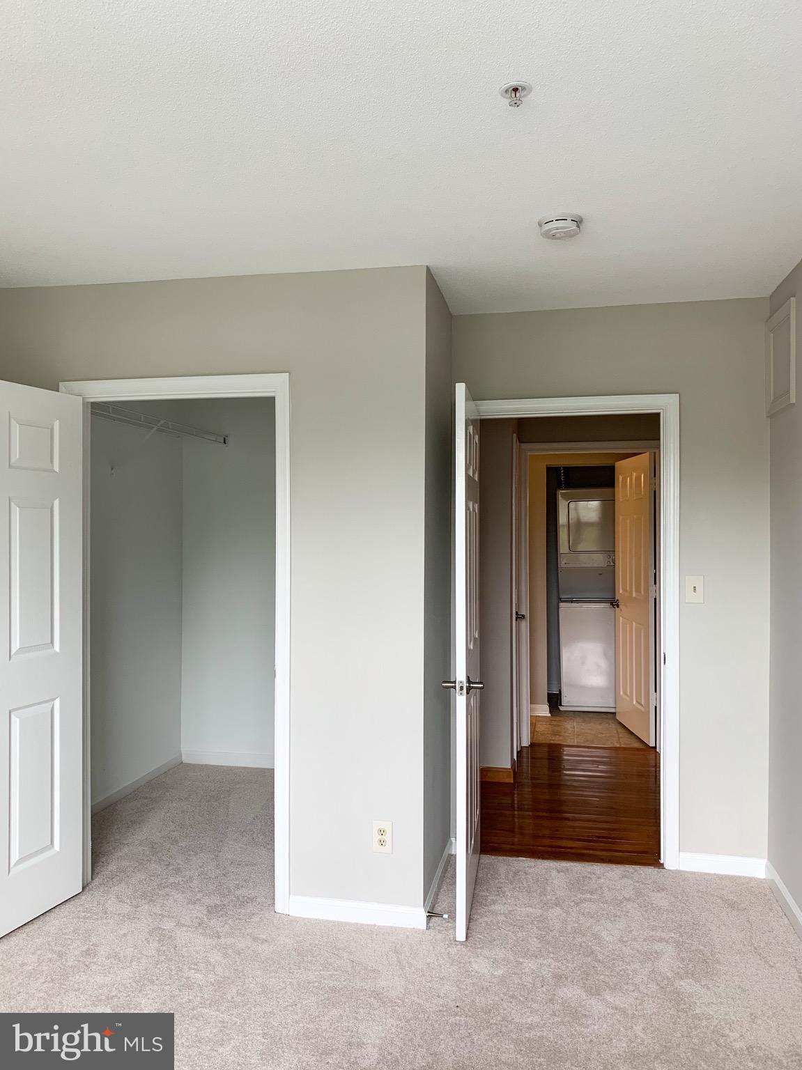 SOUTH GLEN - Residential