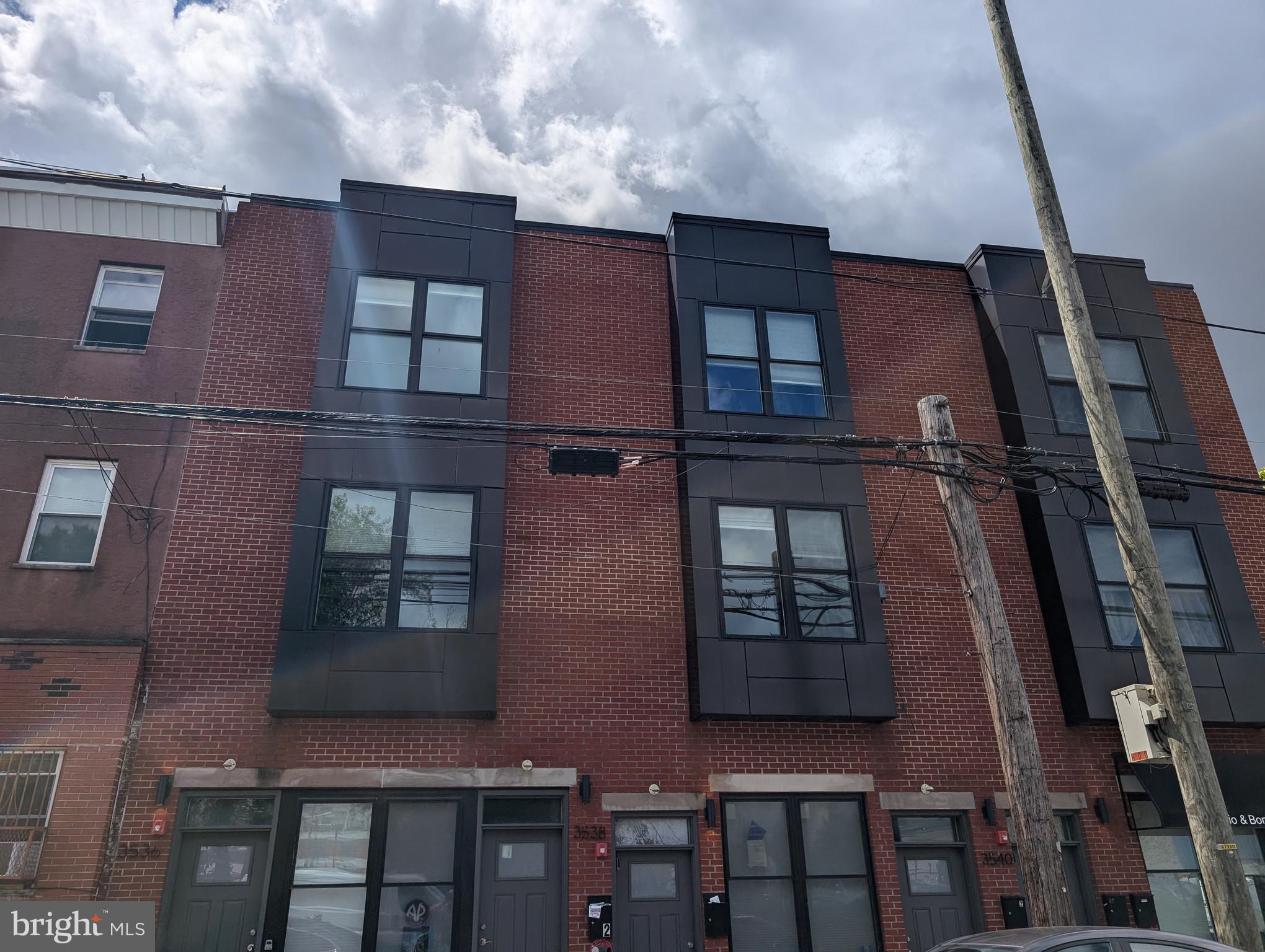 FORGOTTEN BOTTOM - Land