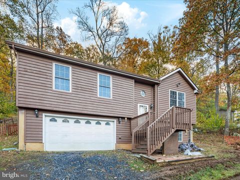 284 TULIP POPLAR DRIVE LINDEN VA 22642