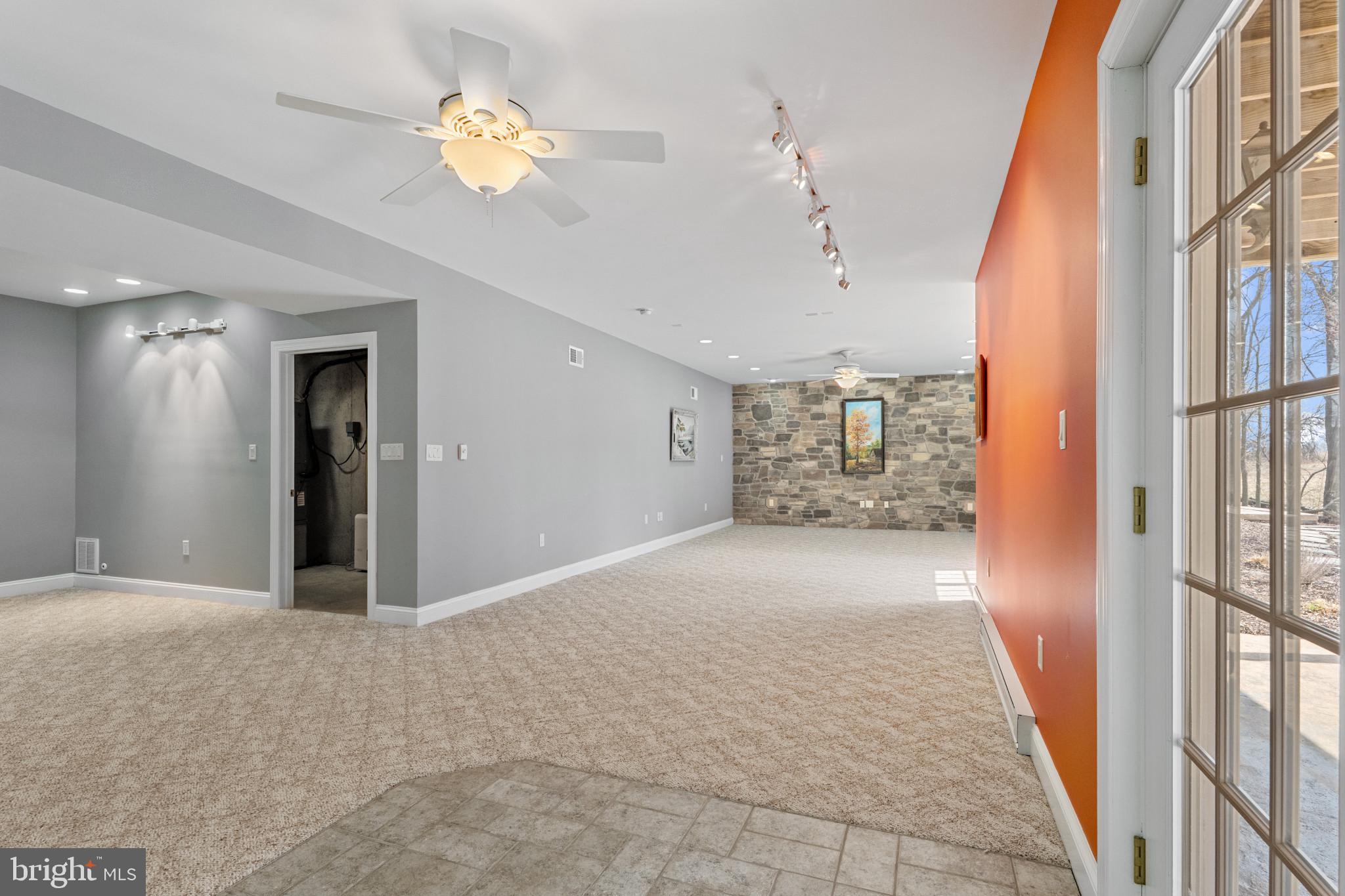 CORTLAND VILLAS - Residential