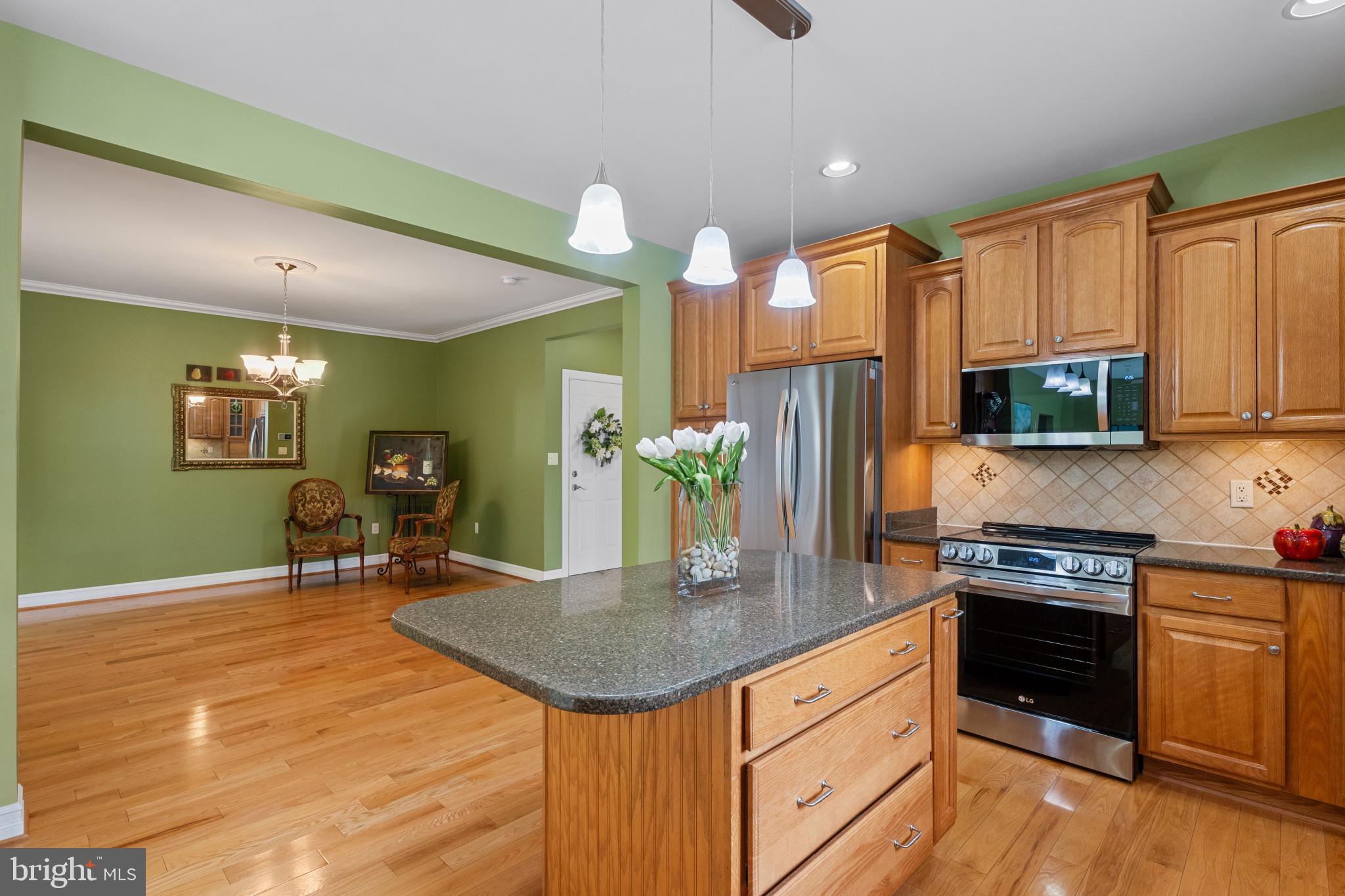 CORTLAND VILLAS - Residential