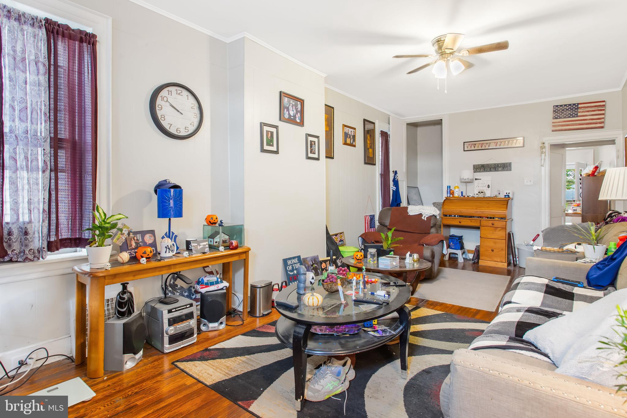 532- 532 1/2 BROADWAY