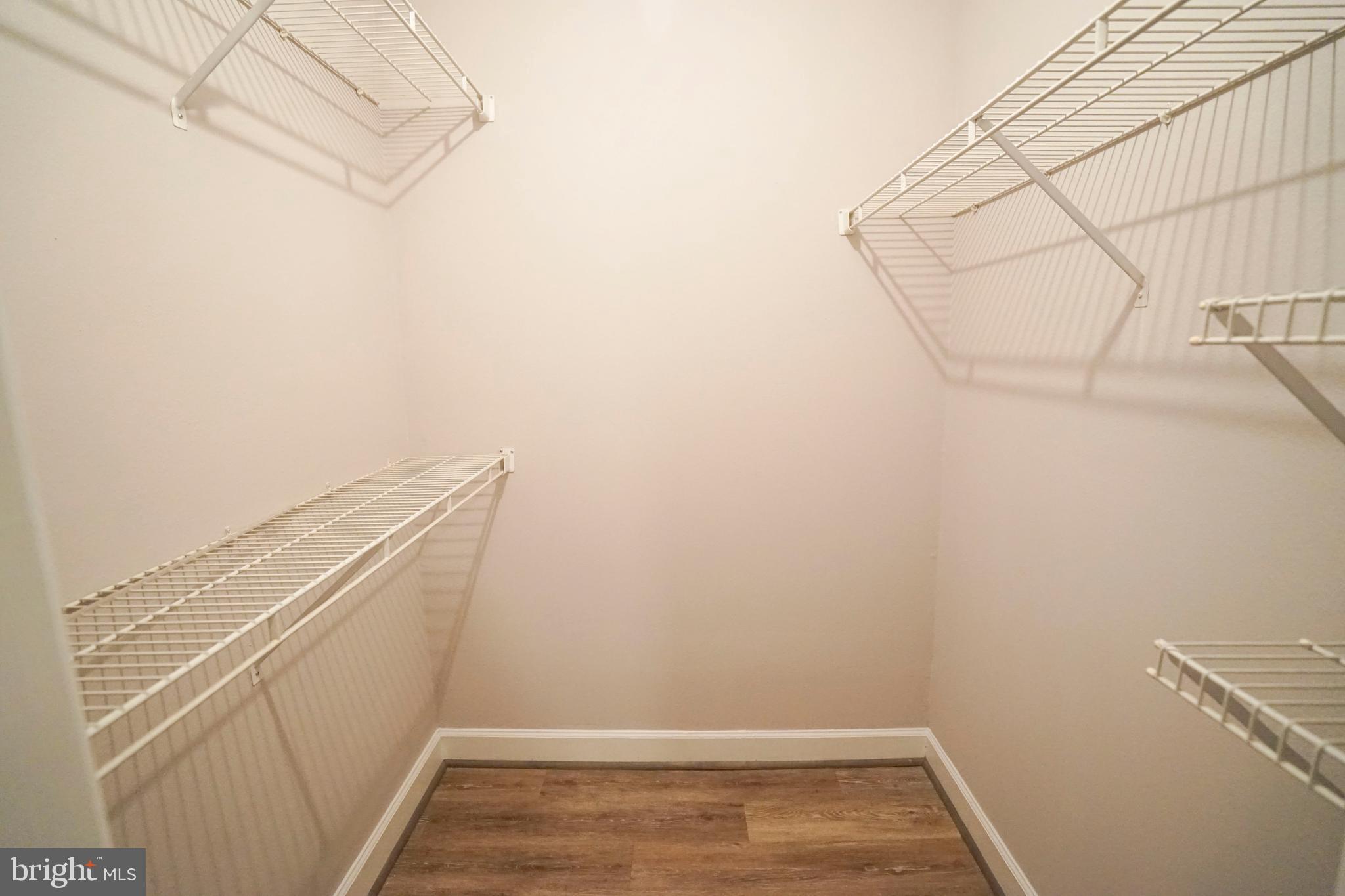 FOUNTAINS AT MCLEAN - Residential