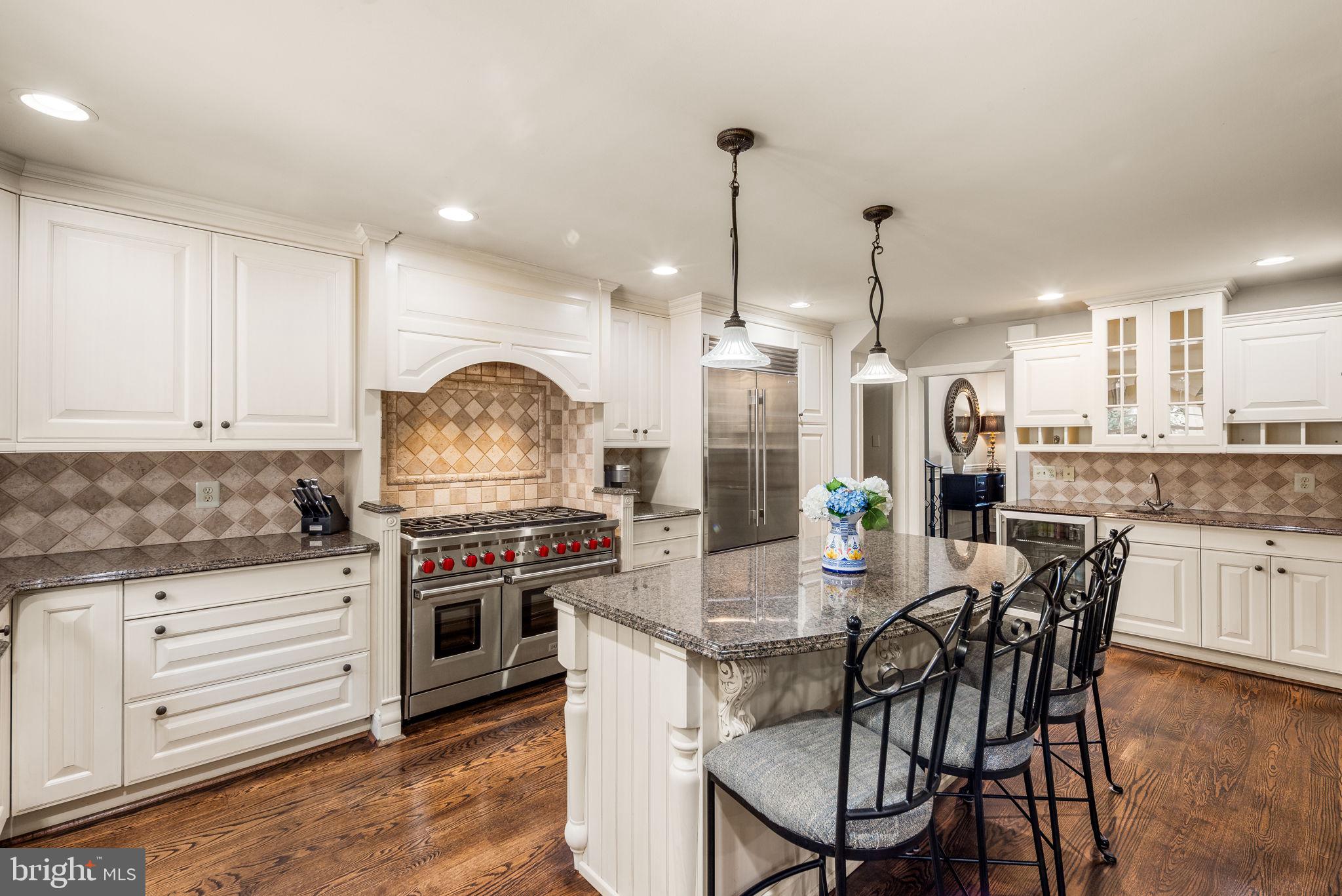 MARPLEWOOD VILLA - Residential