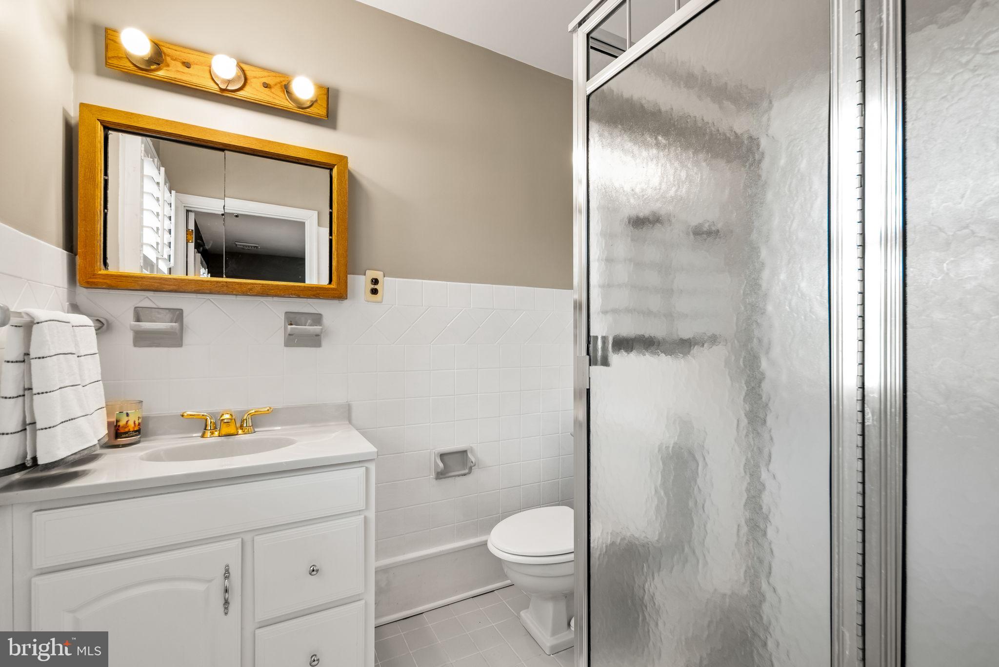 MARPLEWOOD VILLA - Residential