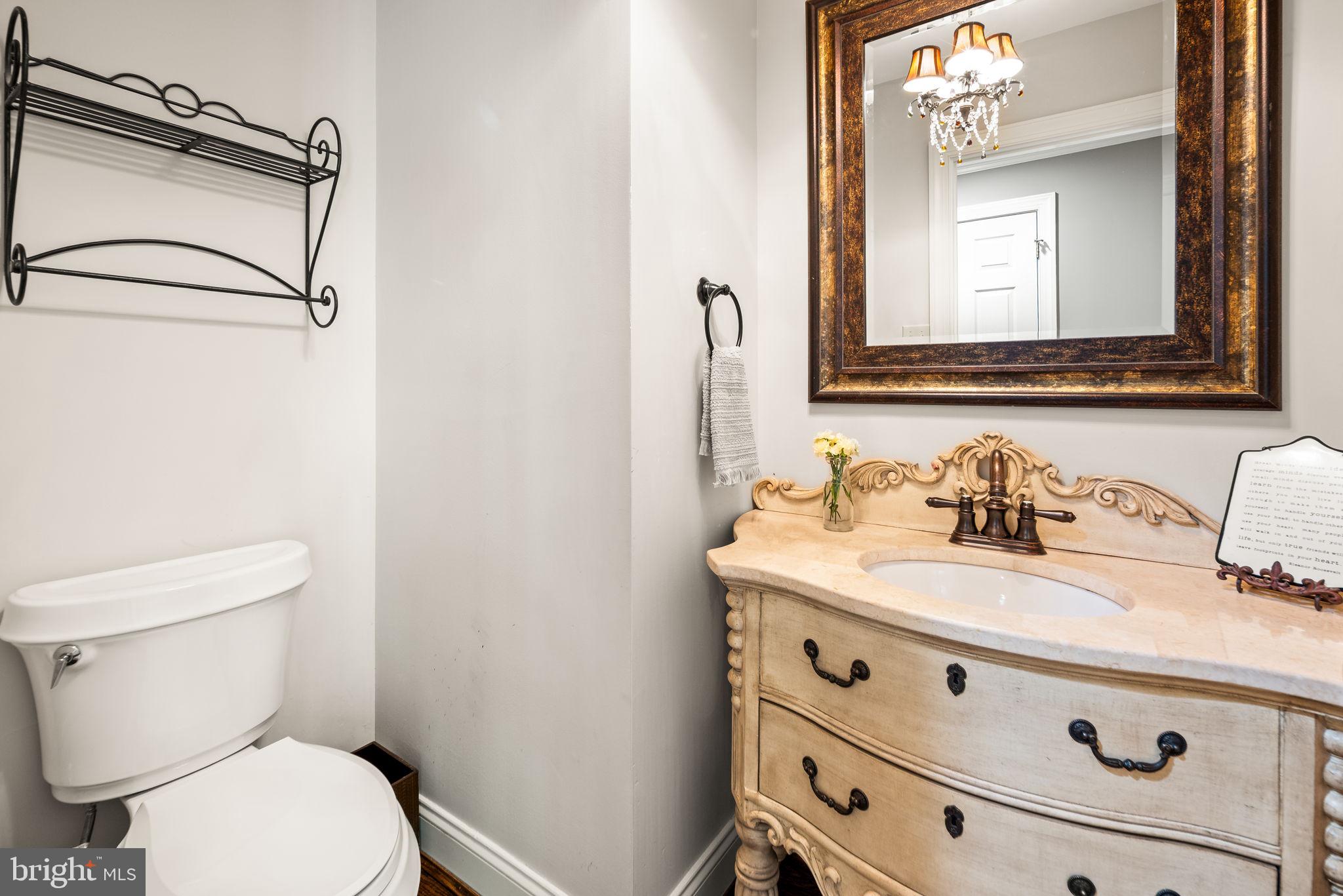 MARPLEWOOD VILLA - Residential