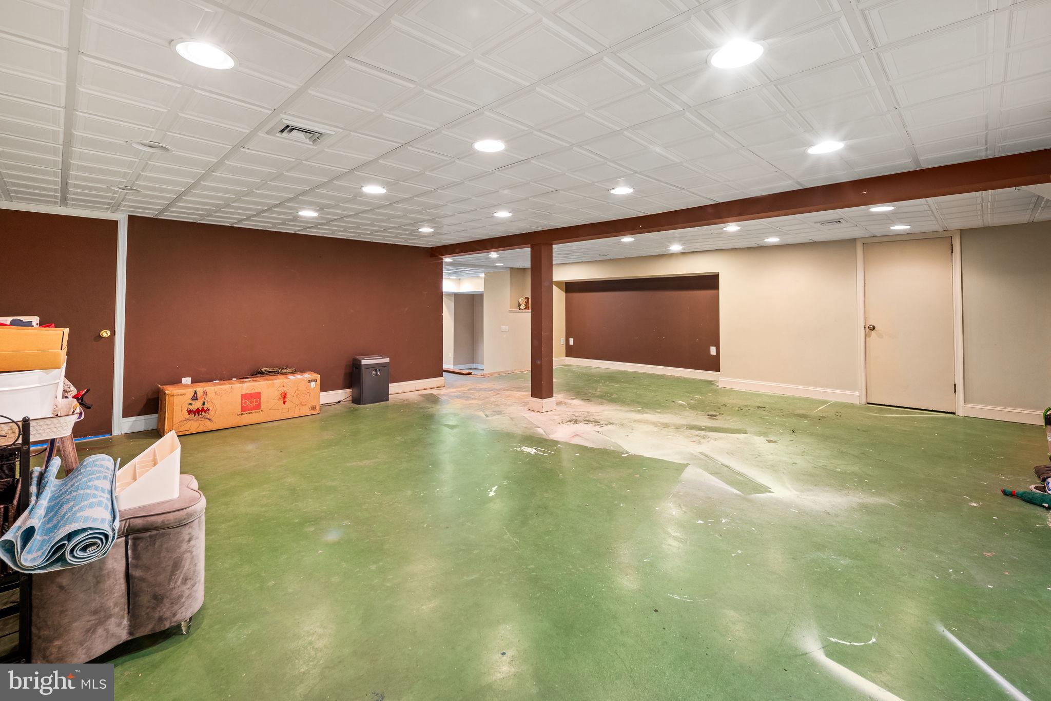 MARPLEWOOD VILLA - Residential