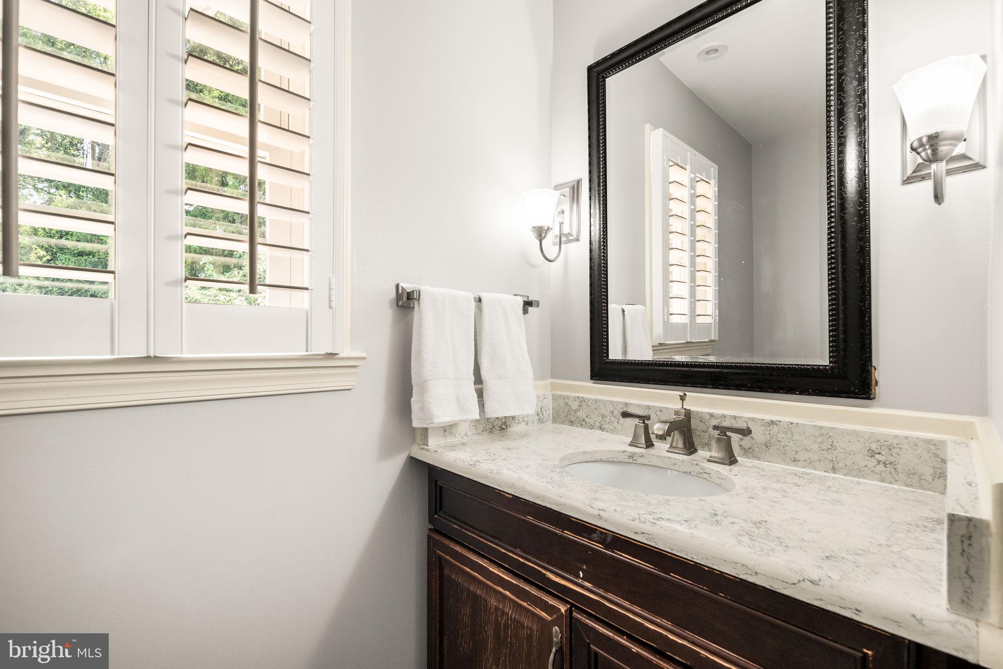 MARPLEWOOD VILLA - Residential