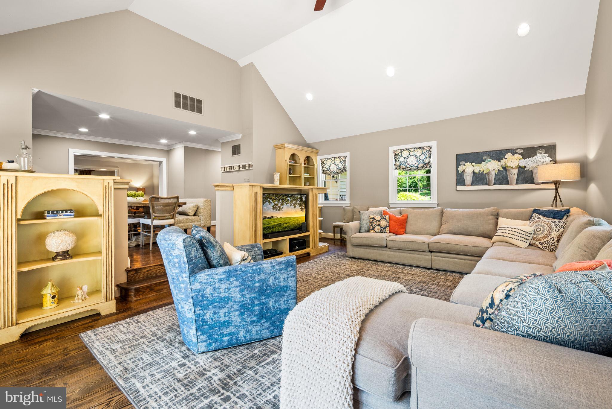 MARPLEWOOD VILLA - Residential