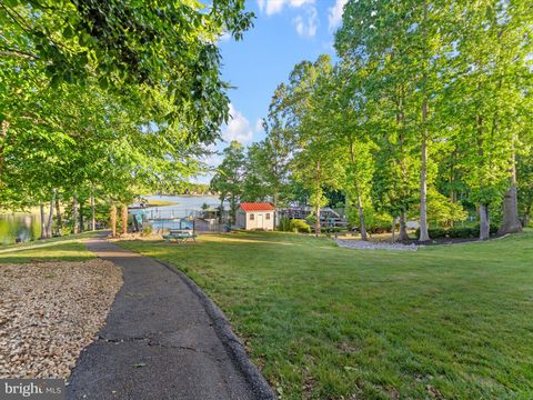 Tiny photo for 20149 Oak River Court, PETERSBURG, VA 23803 (MLS # VACF2001496)