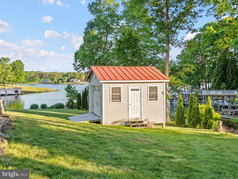 Tiny photo for 20149 Oak River Court, PETERSBURG, VA 23803 (MLS # VACF2001496)