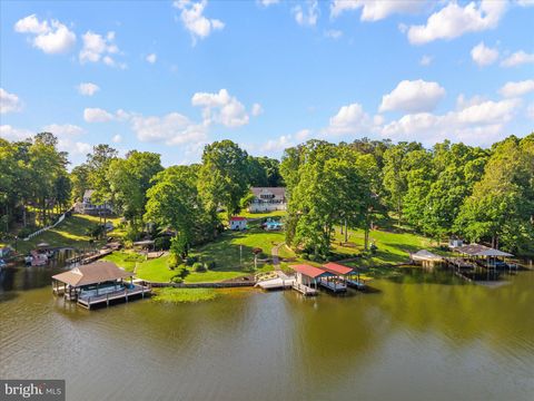 Tiny photo for 20149 Oak River Court, PETERSBURG, VA 23803 (MLS # VACF2001496)
