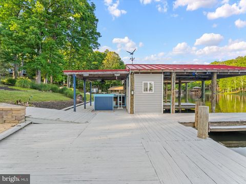Tiny photo for 20149 Oak River Court, PETERSBURG, VA 23803 (MLS # VACF2001496)