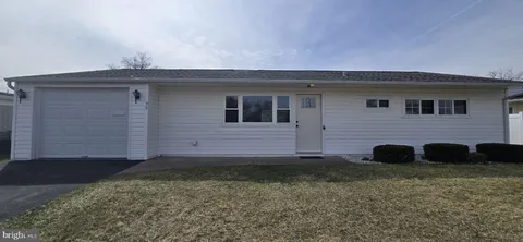 35 Beechtree Road, Levittown, PA MLS: PABU2111372