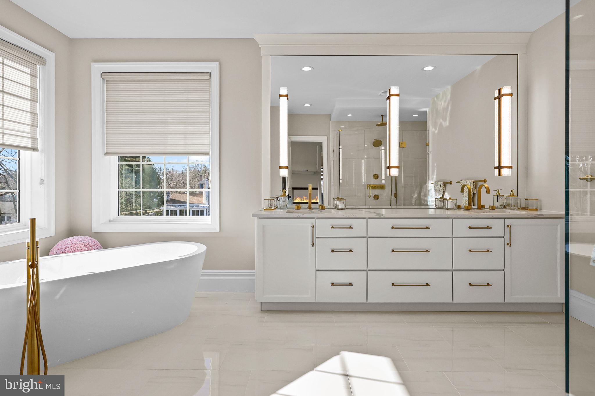 WAVERLY AT NORTHAMPTON - Residential