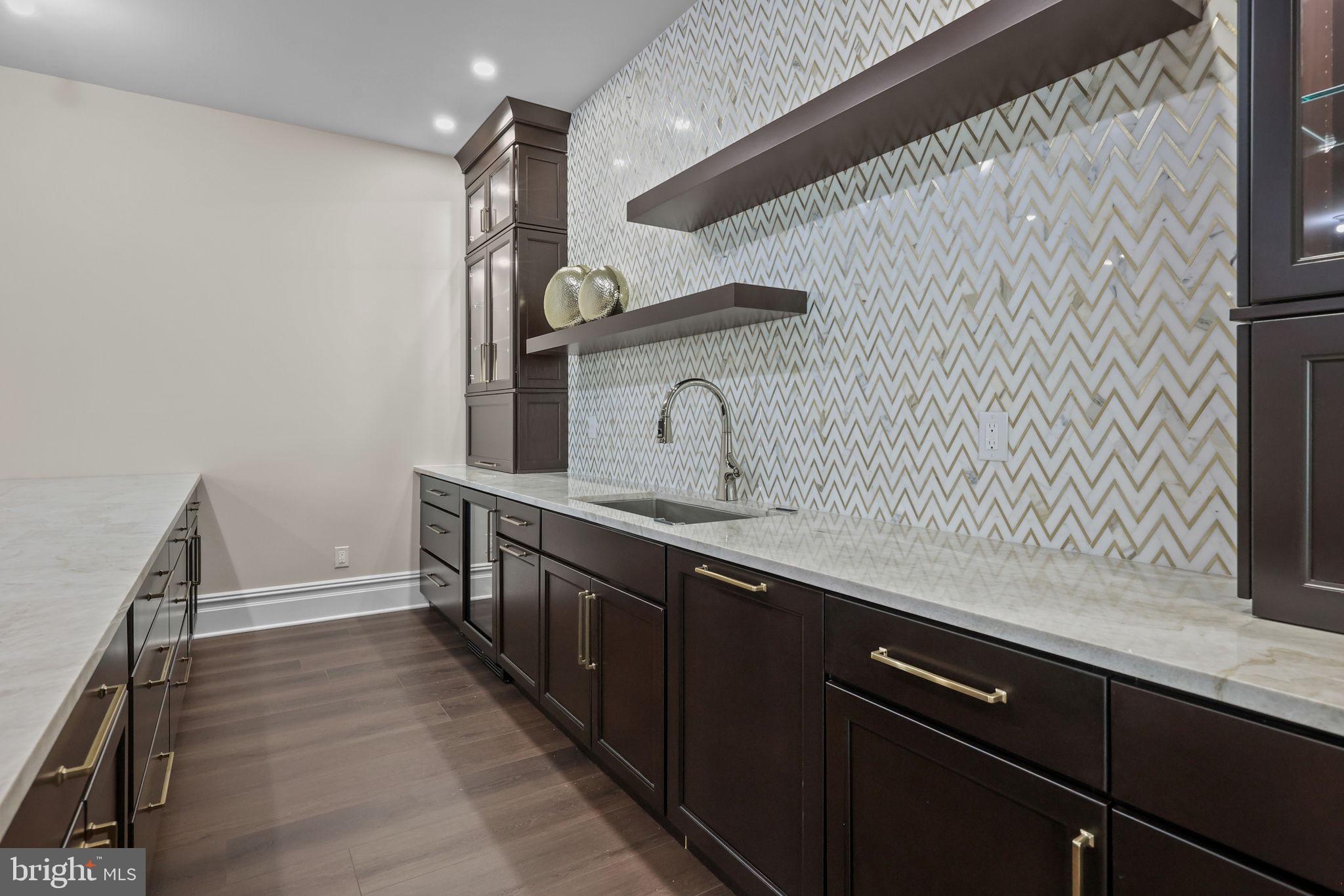 WAVERLY AT NORTHAMPTON - Residential