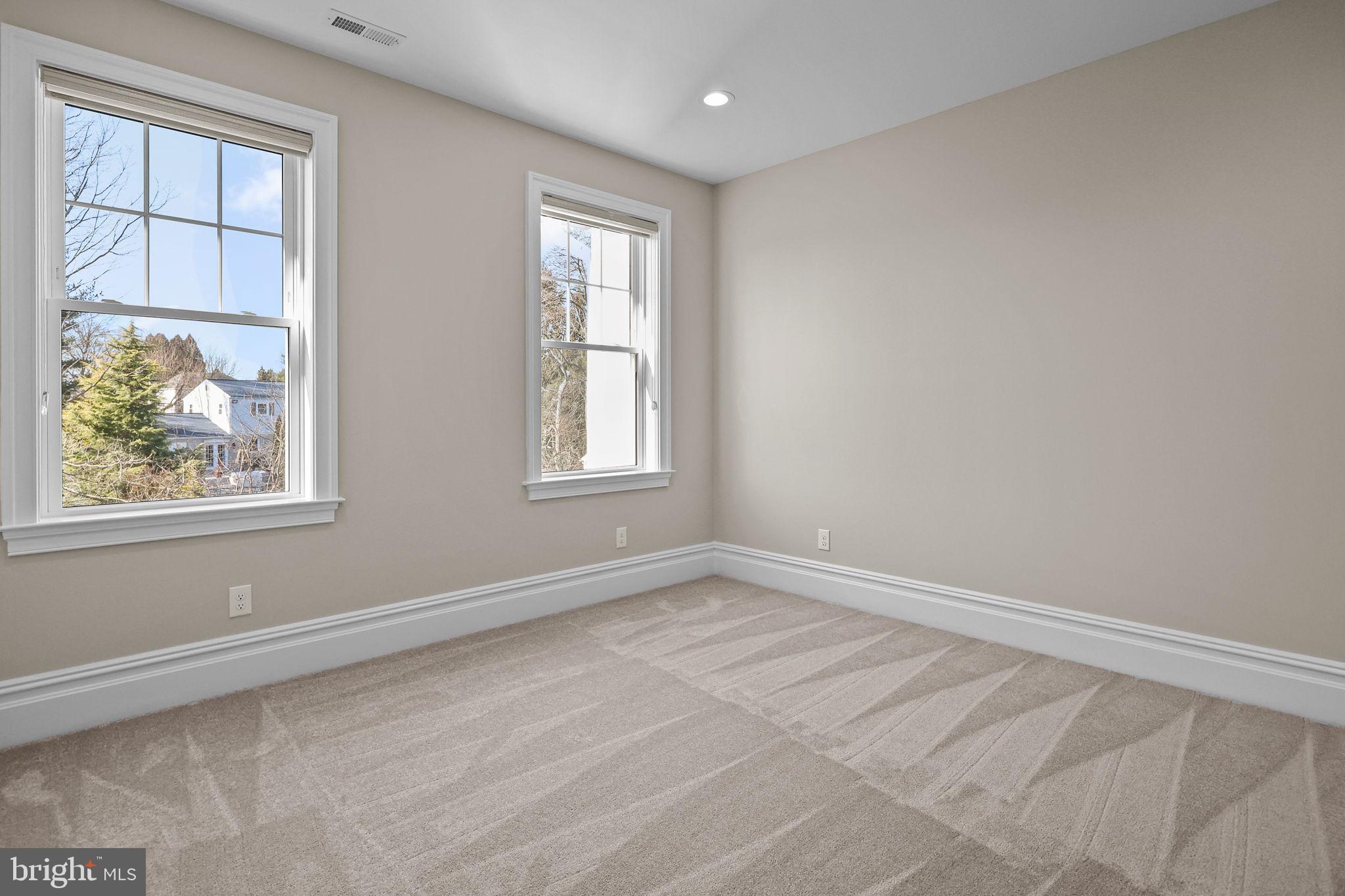 WAVERLY AT NORTHAMPTON - Residential