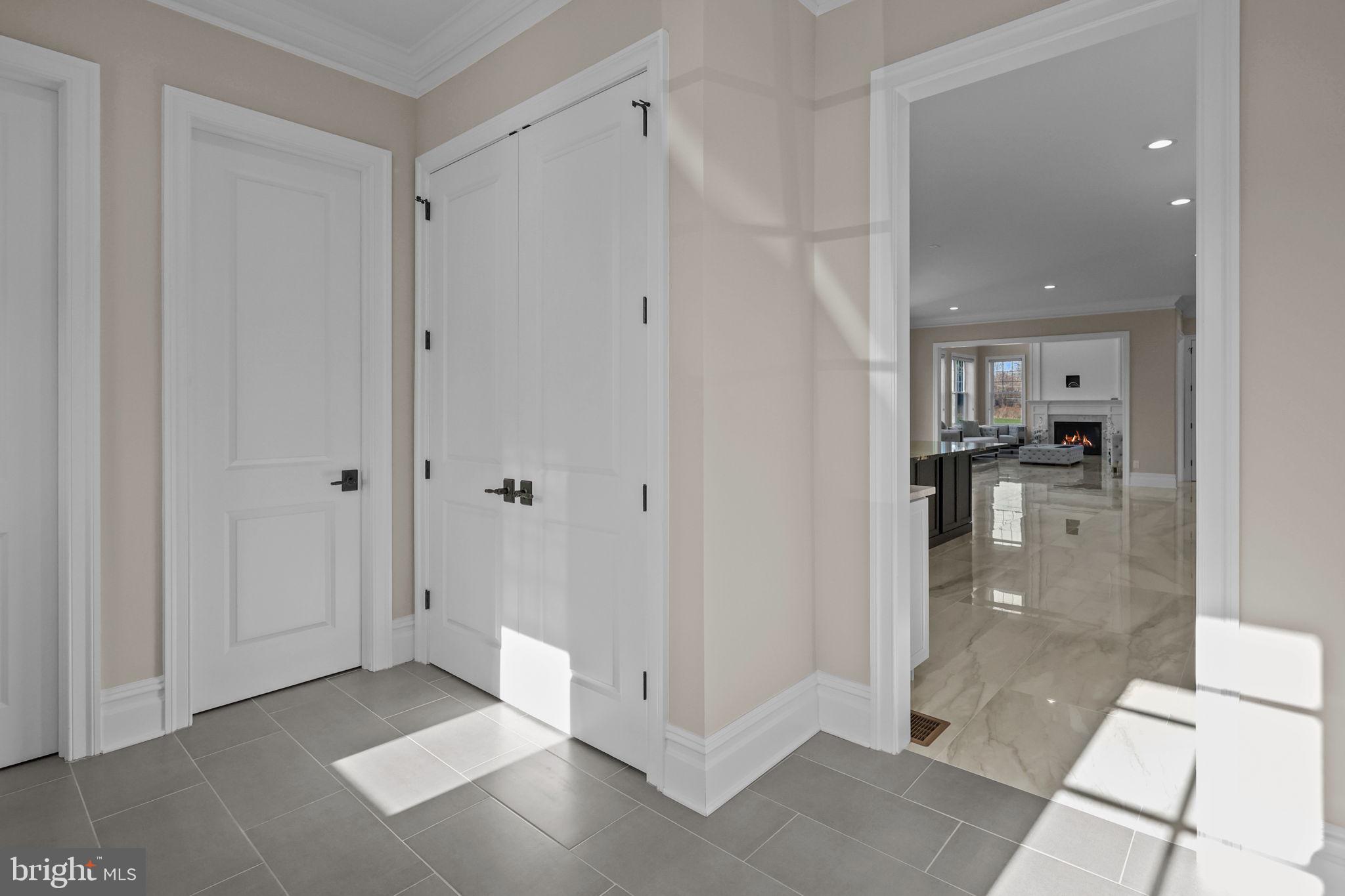 WAVERLY AT NORTHAMPTON - Residential