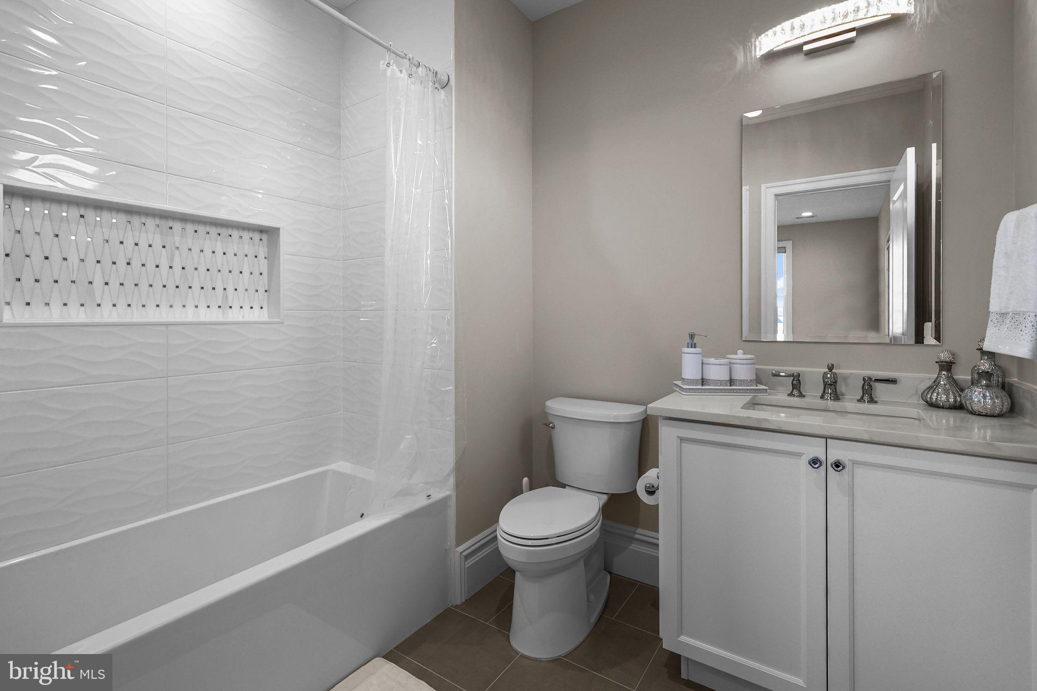 WAVERLY AT NORTHAMPTON - Residential