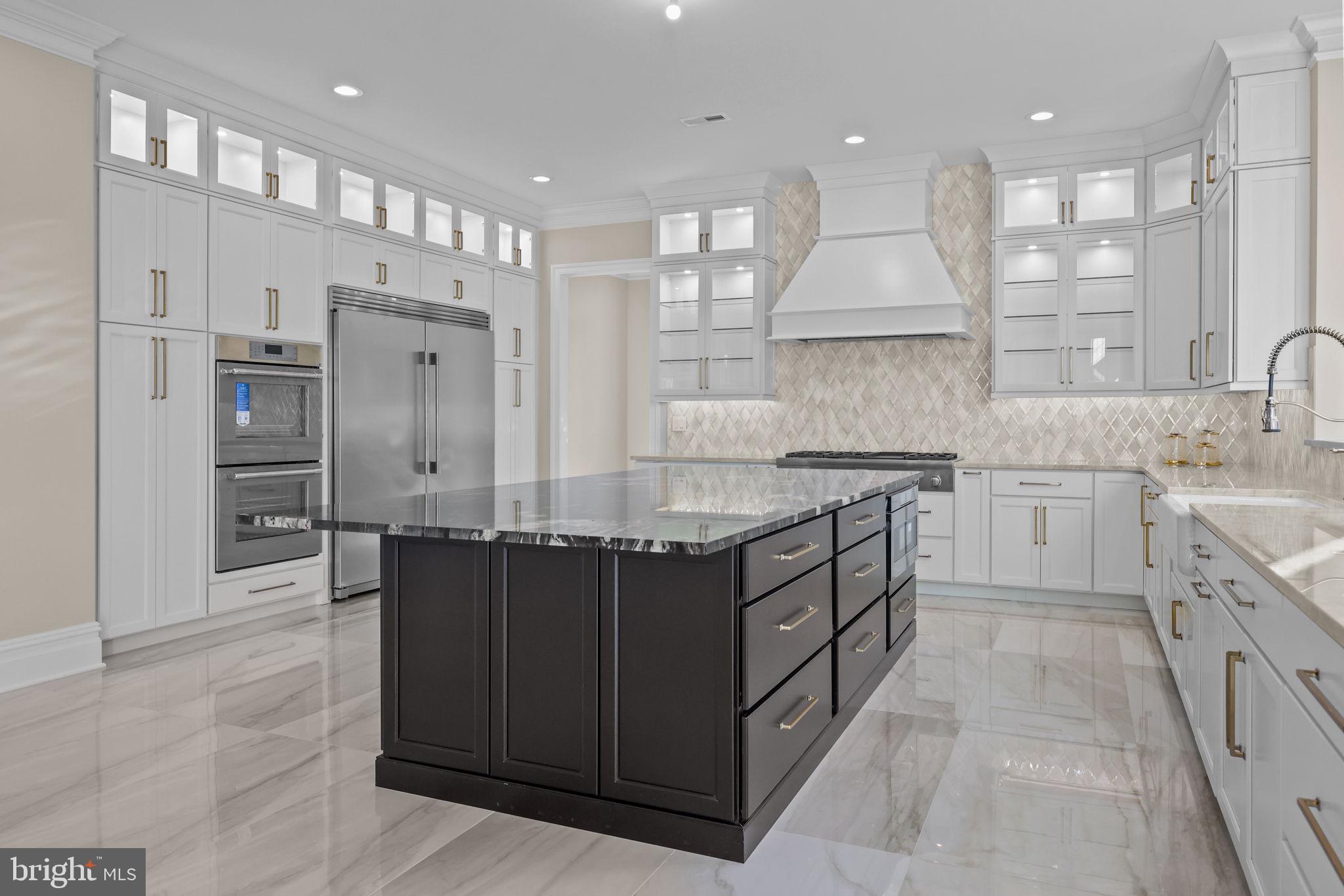 WAVERLY AT NORTHAMPTON - Residential