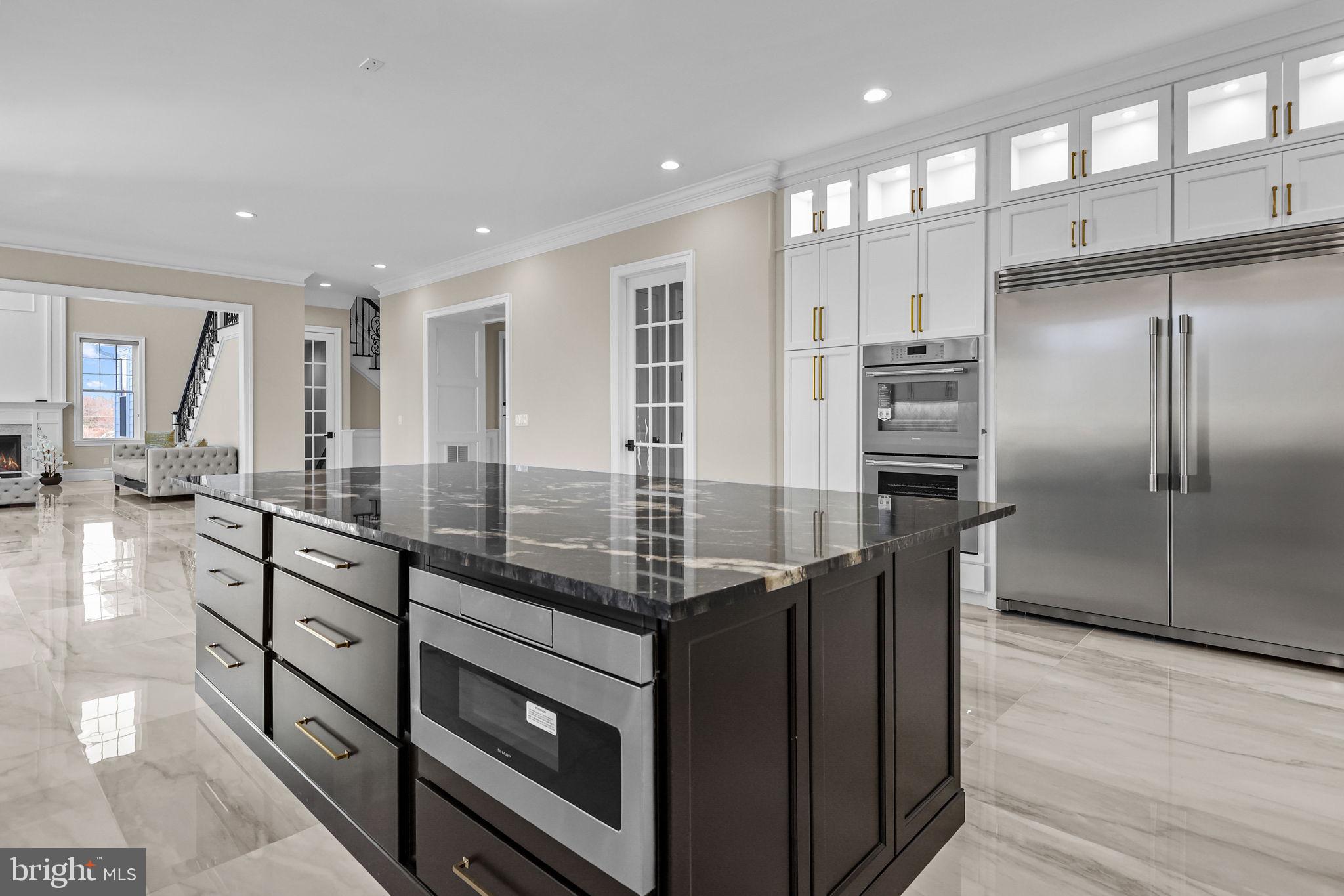 WAVERLY AT NORTHAMPTON - Residential