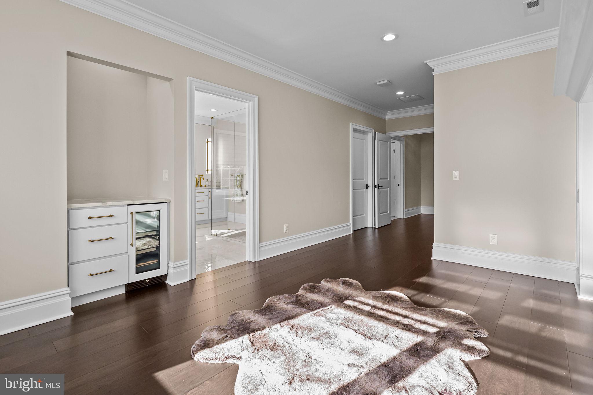 WAVERLY AT NORTHAMPTON - Residential