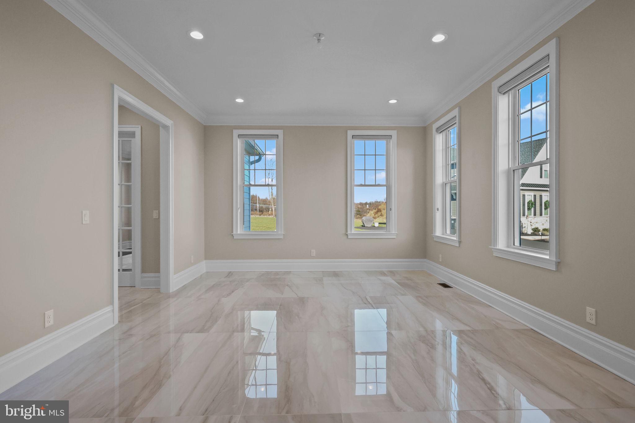 WAVERLY AT NORTHAMPTON - Residential