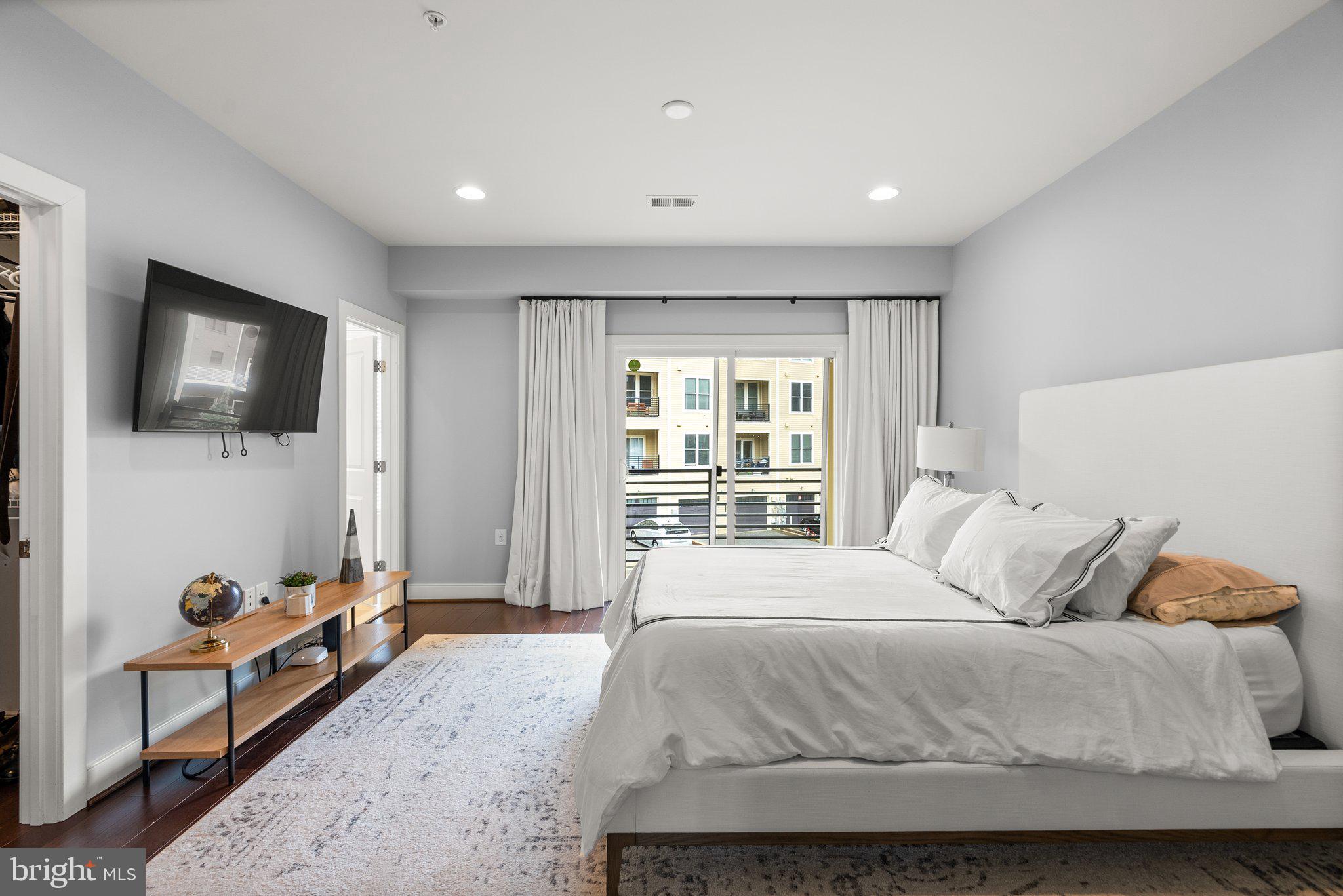 POTOMAC YARD - Residential