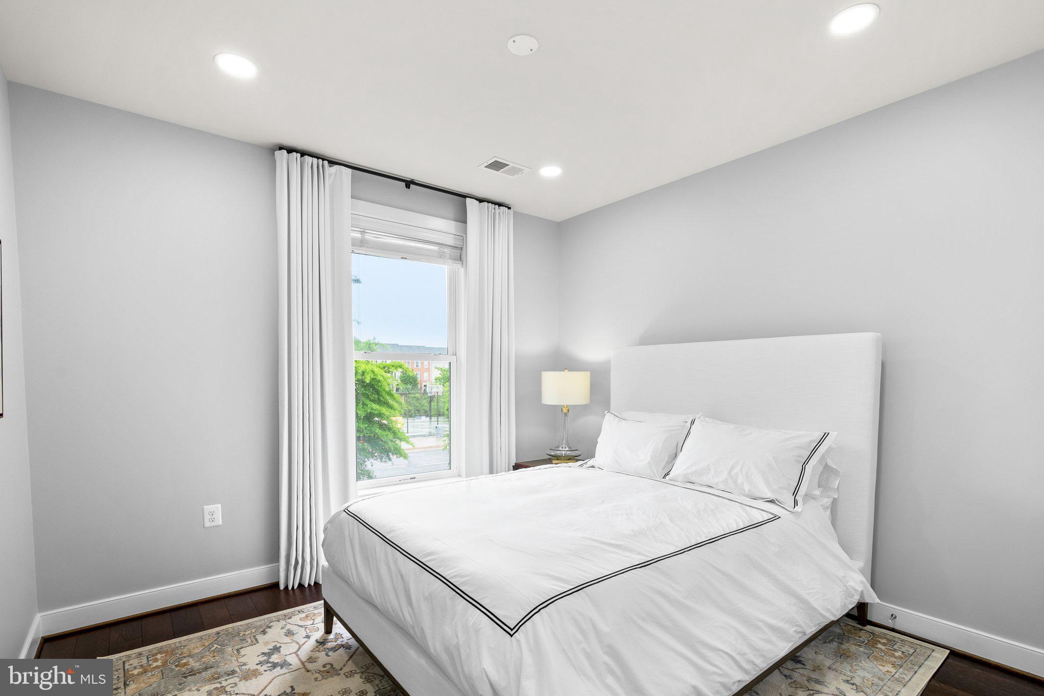 POTOMAC YARD - Residential