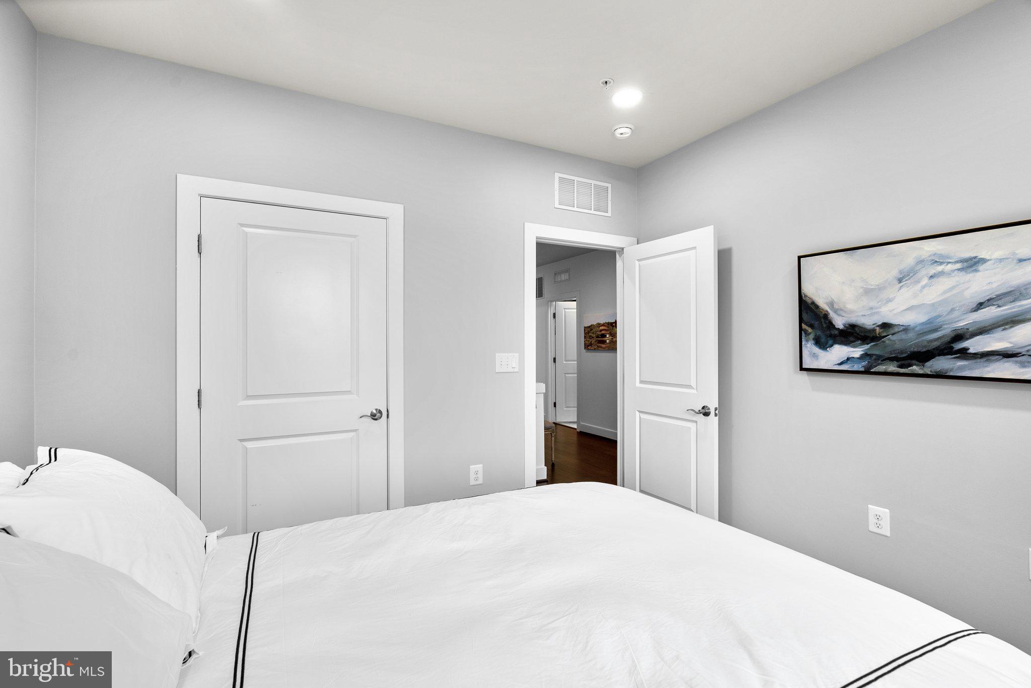 POTOMAC YARD - Residential