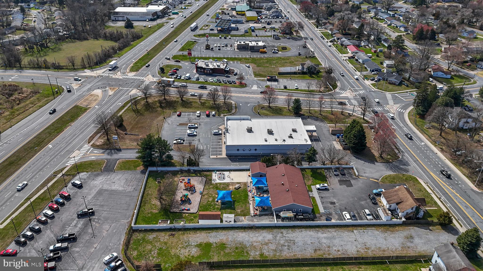 1339 S GOVERNORS AVENUE