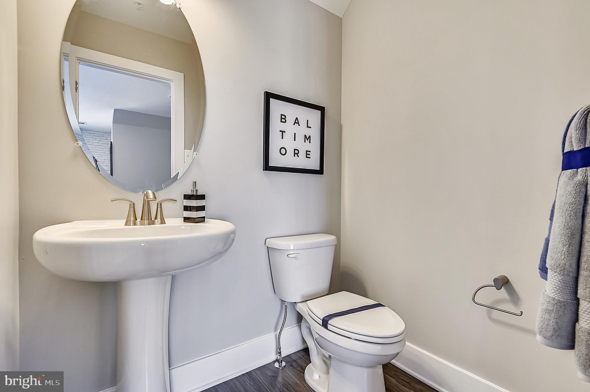 MANNING SQUARE TOWNS - Residential