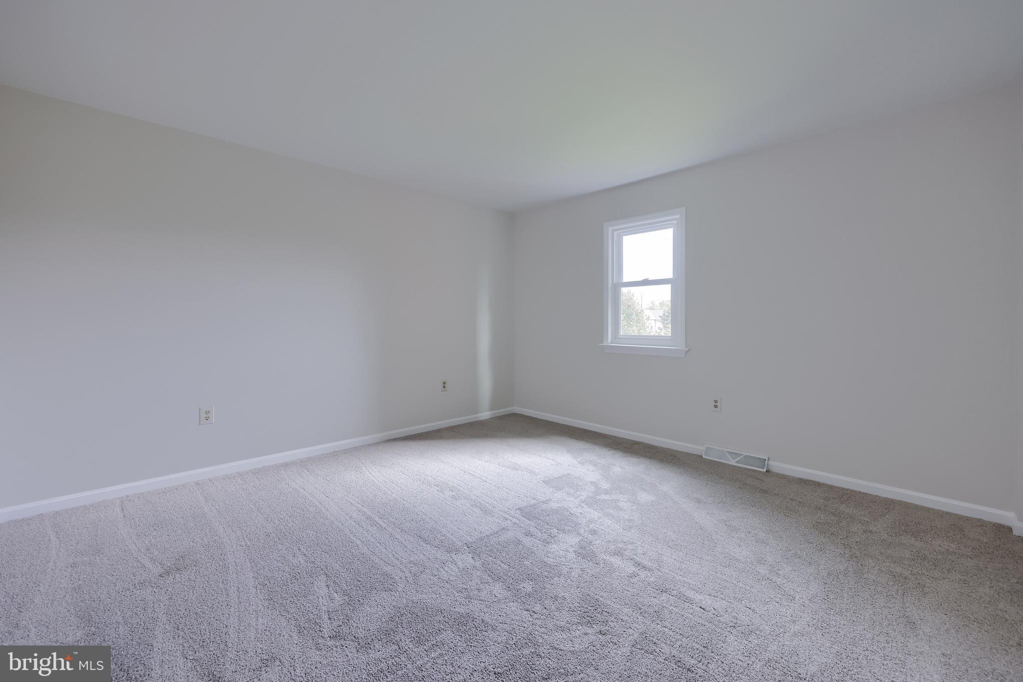 WEST GATE - Residential