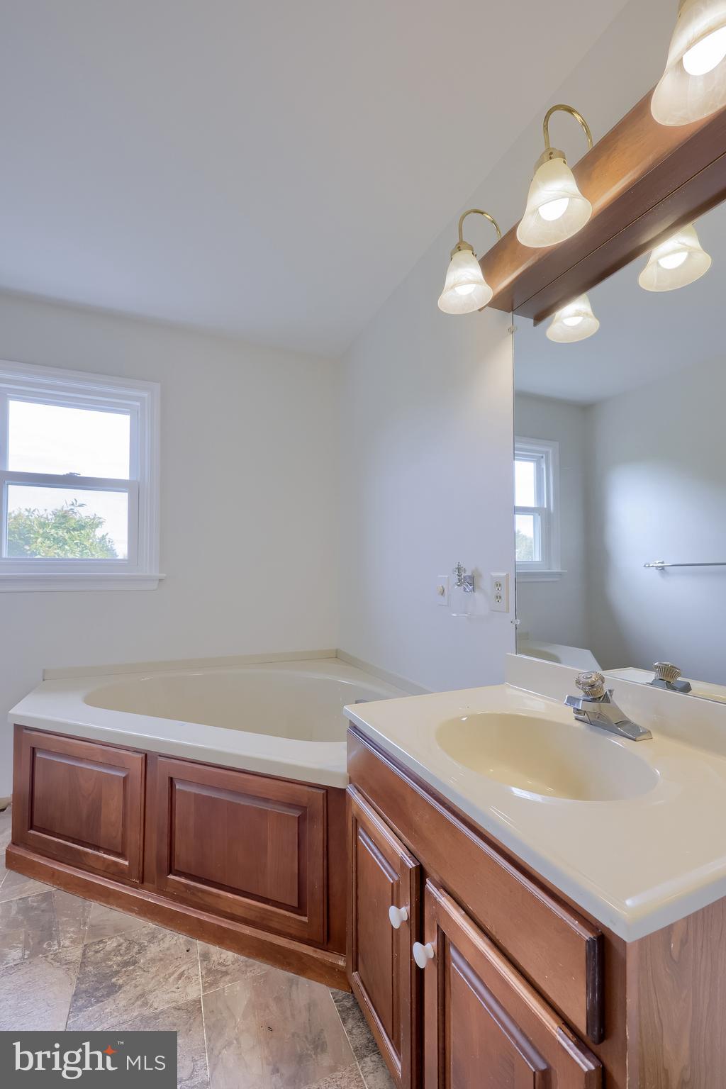 WEST GATE - Residential