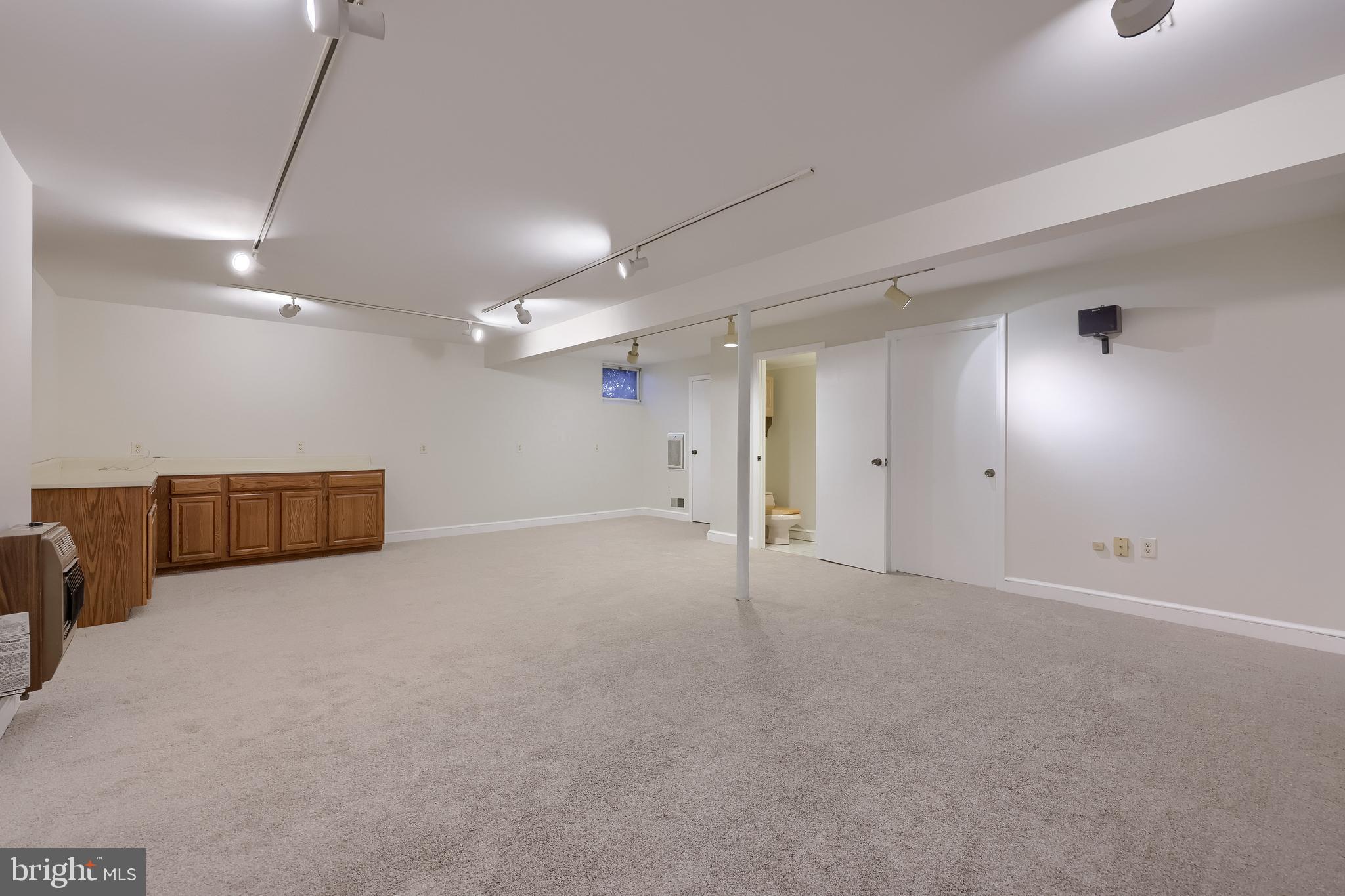 WEST GATE - Residential